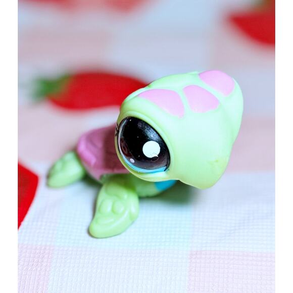Authentic LPS Littlest Pet Shop #1910 Green Pink Sea Turtle Blue Eyes & Baby - Picture 7 of 11